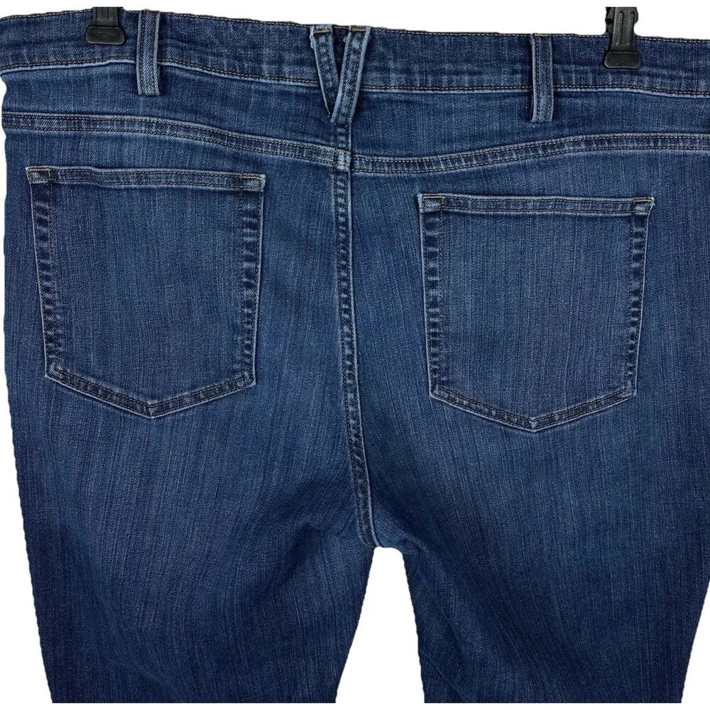 Duluth Trading Co. Jeans Dark Wash Mid-Rise Women 36x29 — Sz. 16 Bootcut Stretch